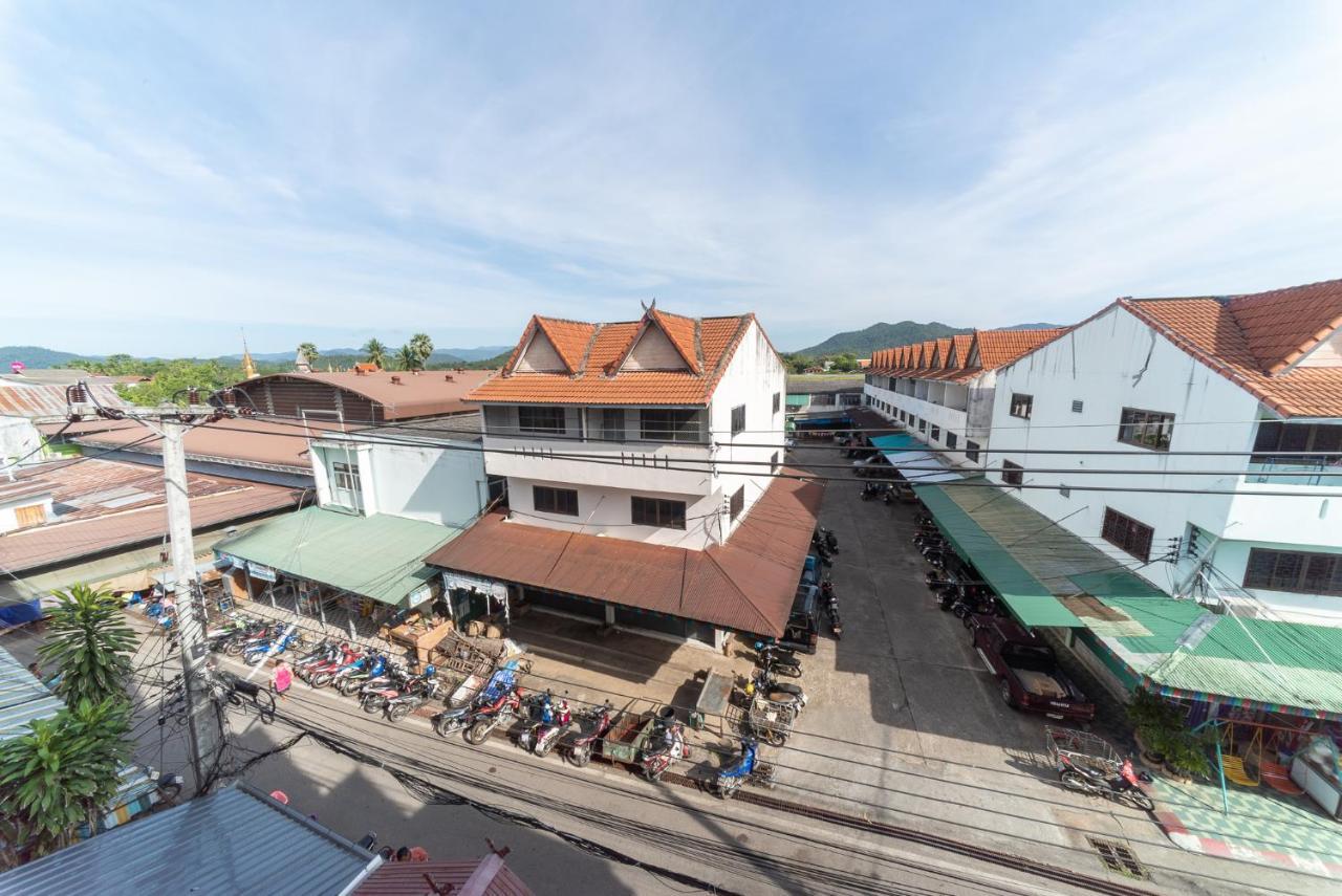 Saiyud Hostel Mae Hong Son Eksteriør billede