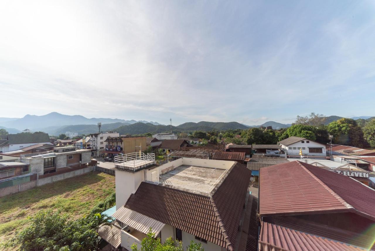 Saiyud Hostel Mae Hong Son Eksteriør billede